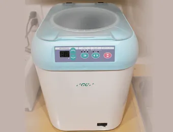 自動練和器